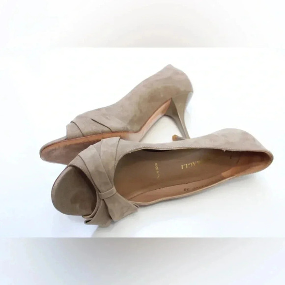 Bruno Magli peep toe pumps - Picture 7 of 16